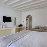 מלון Nodo Boutique Mykonos Town